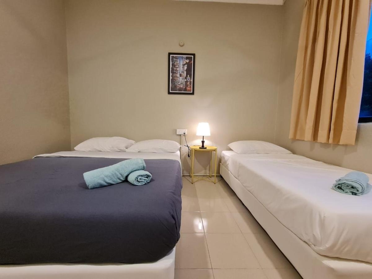 Mg Casa Inn - Mutiara Gurney George Town Exteriör bild
