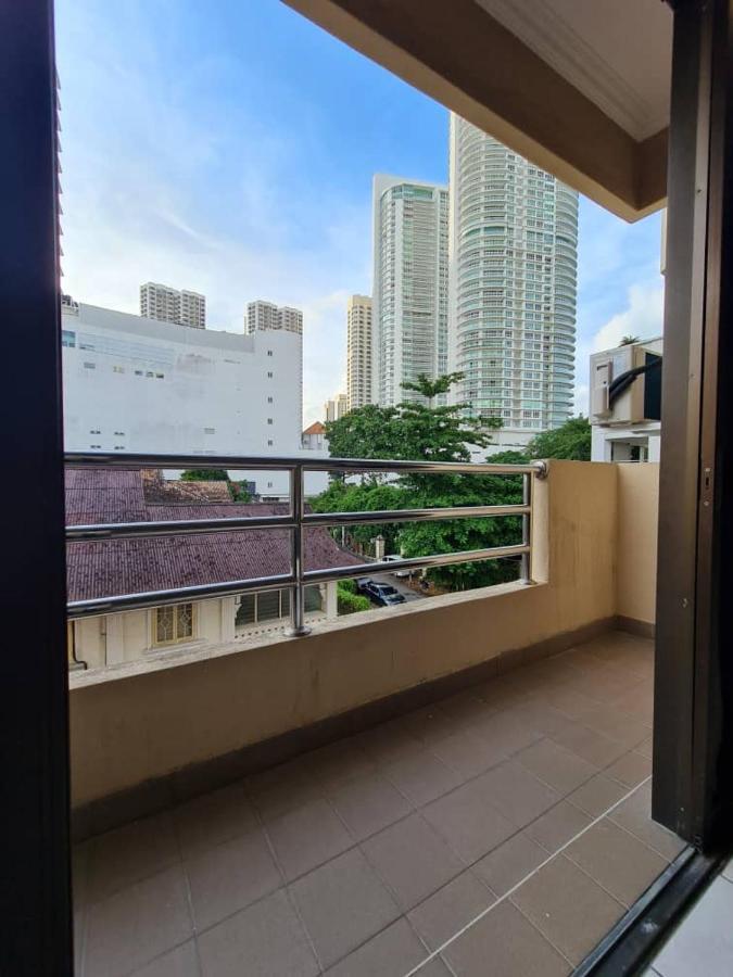 Mg Casa Inn - Mutiara Gurney George Town Exteriör bild